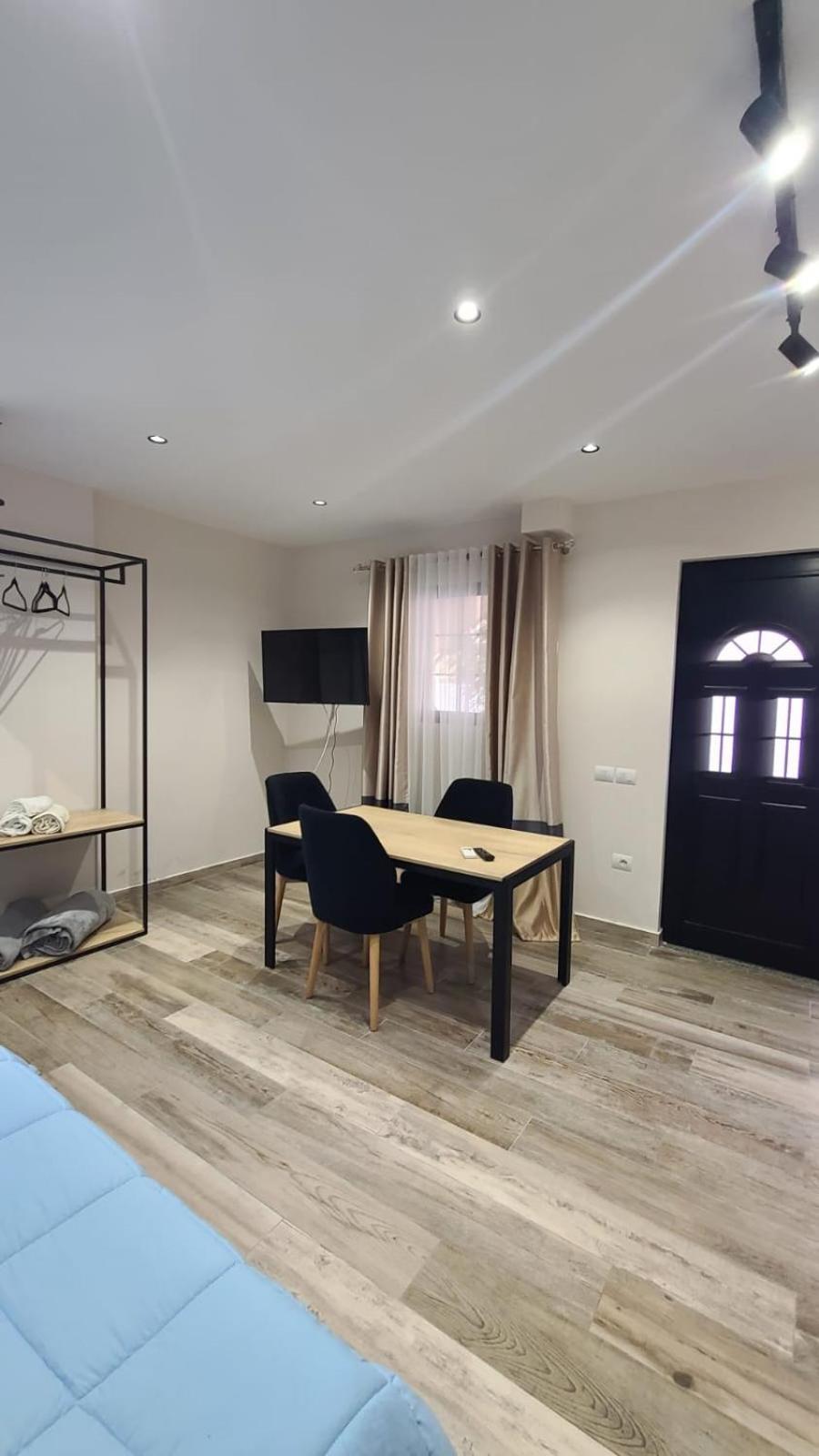 Guest House Tian & Hojz Durrës 외부 사진