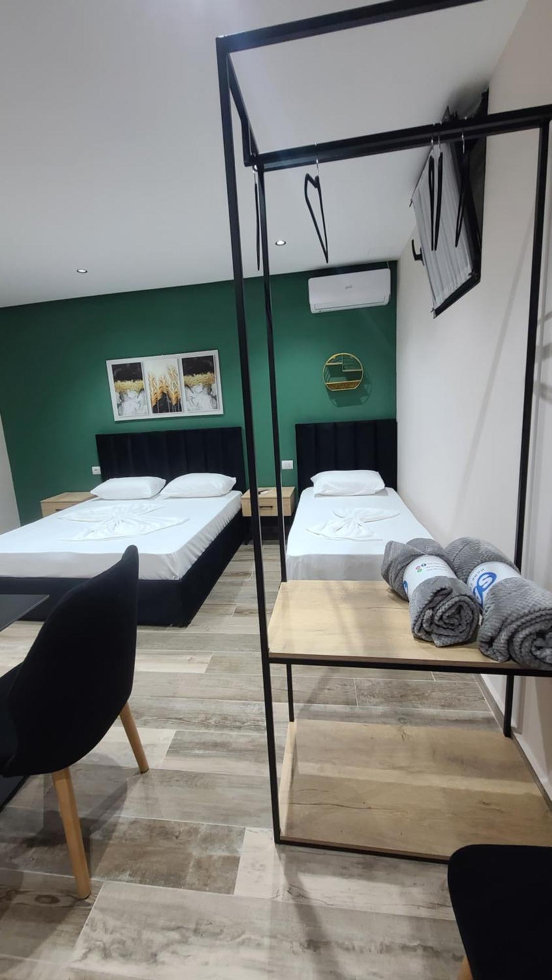 Guest House Tian & Hojz Durrës 외부 사진